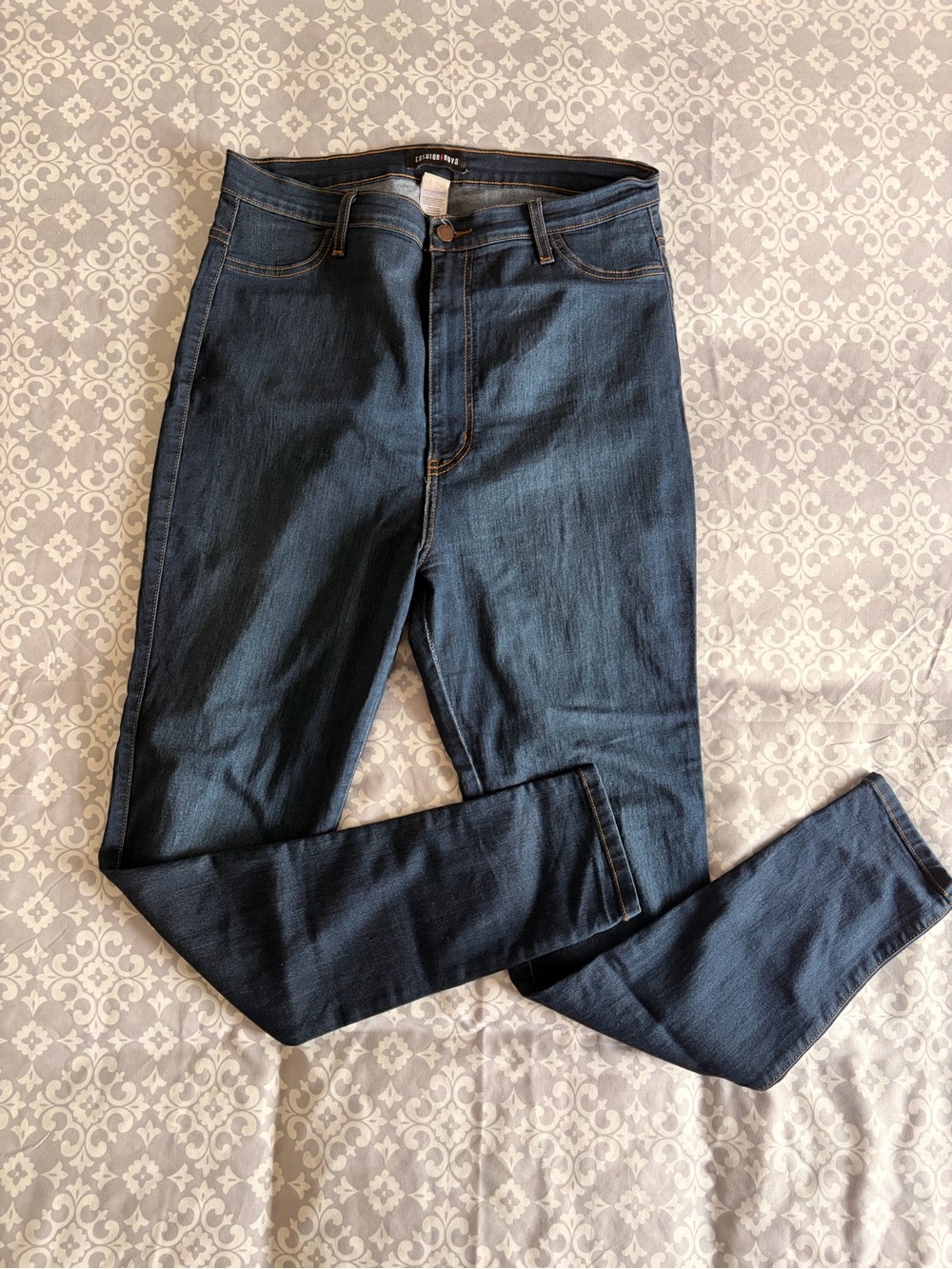 Fashion Nova Dark Blue Stretch Skinny Jeans